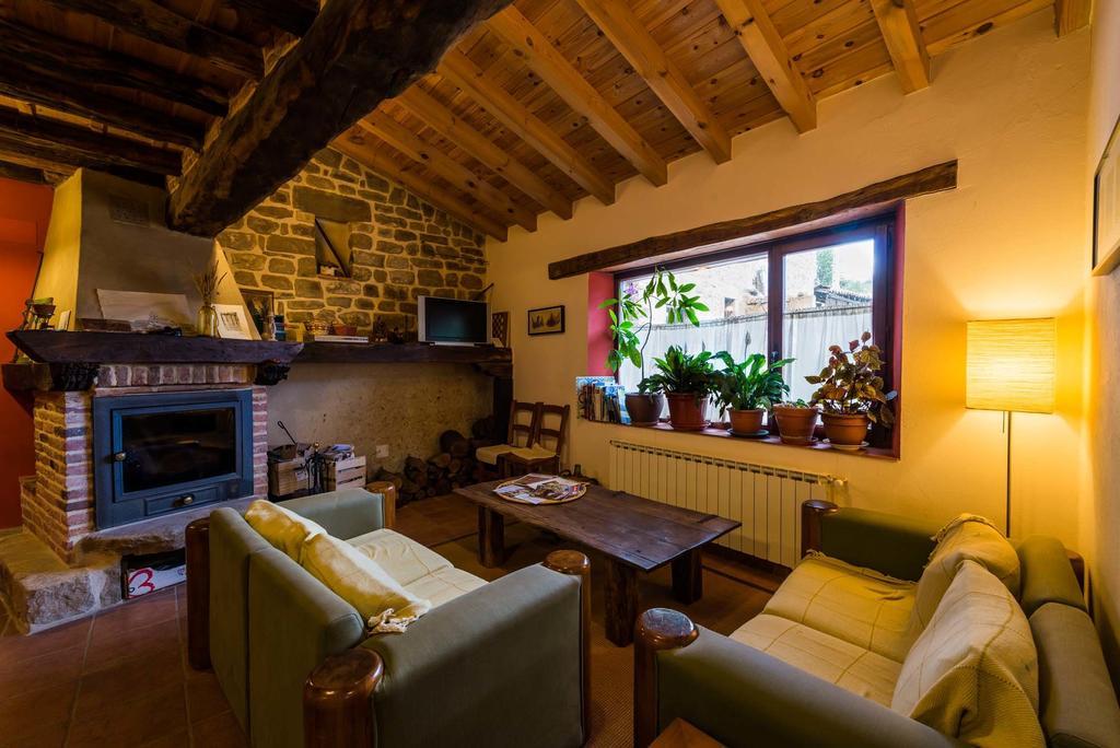 Hotel Rural Piedra Abierta San Martin de Perapertu ภายนอก รูปภาพ