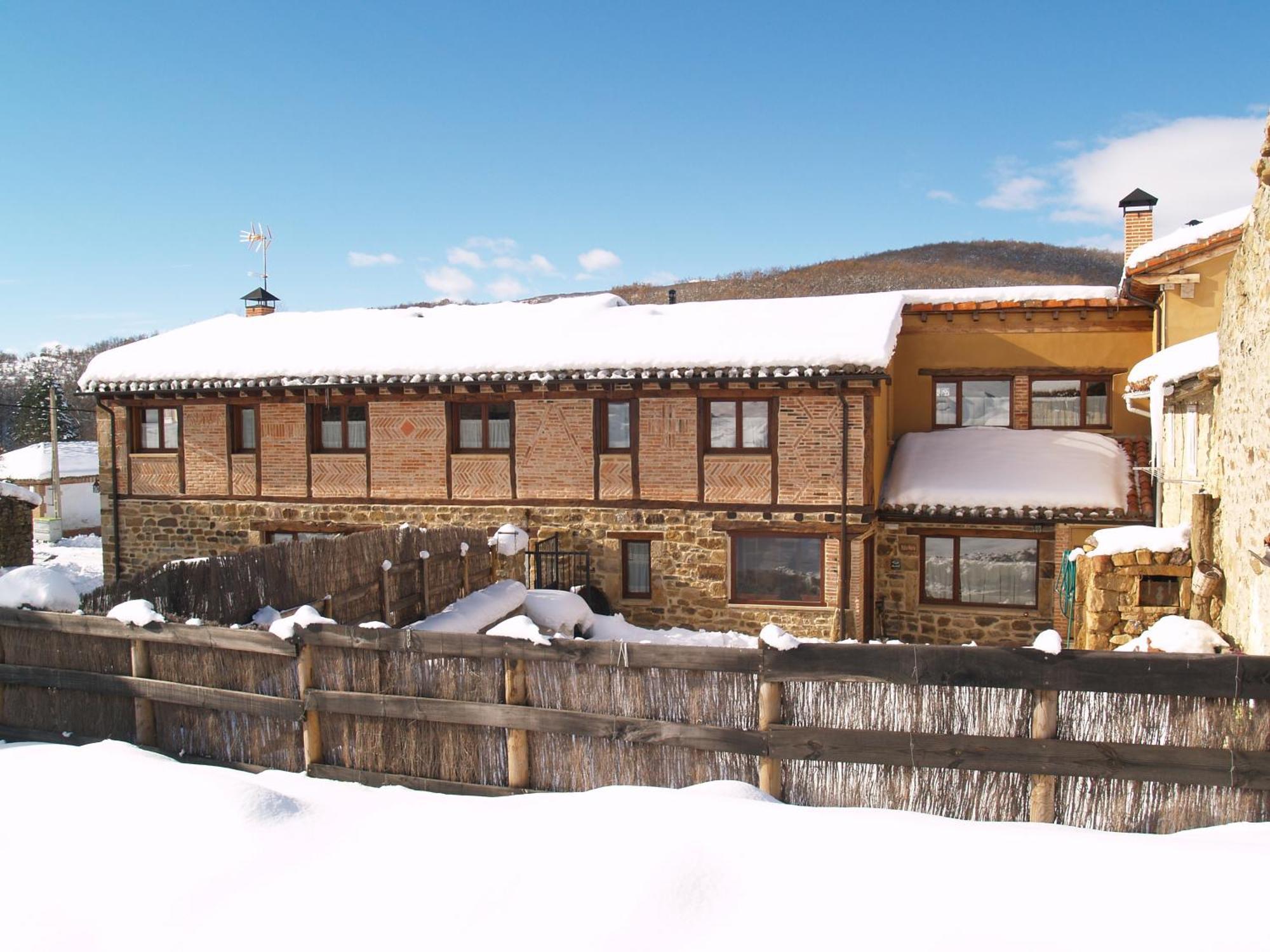 Hotel Rural Piedra Abierta San Martin de Perapertu ภายนอก รูปภาพ