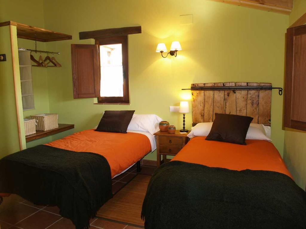Hotel Rural Piedra Abierta San Martin de Perapertu ภายนอก รูปภาพ